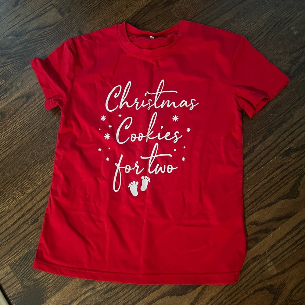Christmas baby announcement t shirt